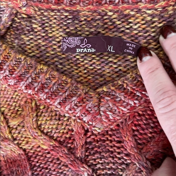 Leisel sweater in red ombré knit - Picture 4 of 7